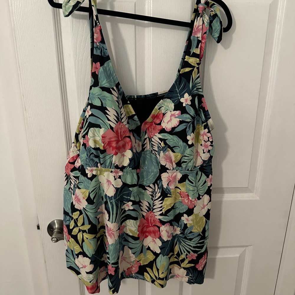 Floral Tankini Top